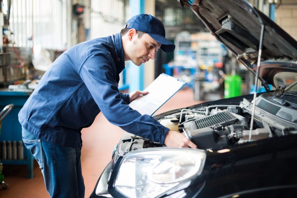 PPI inspection Houston — OBD-II diagnostic scan detecting fault codes before used car purchase